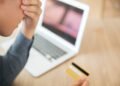 Como evitar golpes em compras online no dia a dia